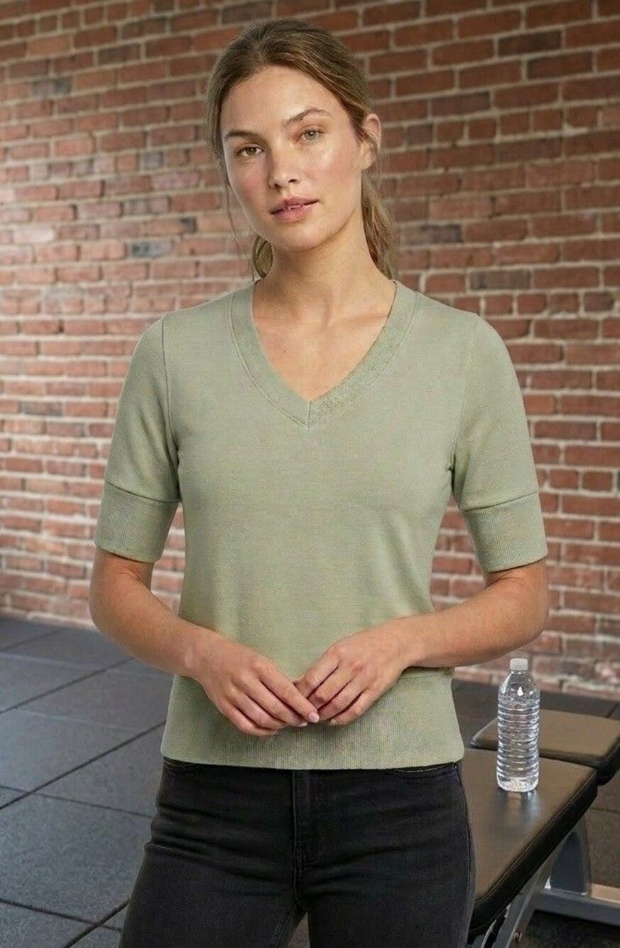ATHLETA Step Forward Sweatshirt Tee Fern Green Activewear Athleisure-Size XXS